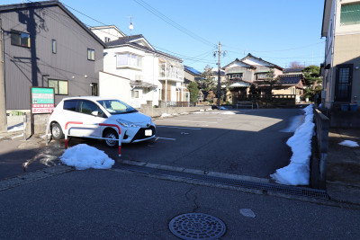 パーキング上野外観