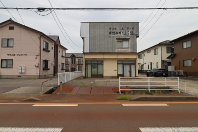 南森本町貸家外観